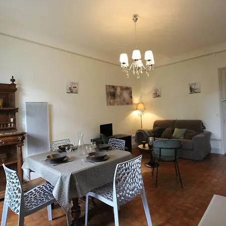T2 52m², 4 Pers, Casino, Wifi, Parking - Fr-1-313-234 Bagnères-de-Luchon