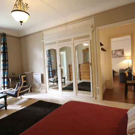 T2 52m², 4 Pers, Casino, Wifi, Parking - Fr-1-313-234 Διαμέρισμα Bagnères-de-Luchon