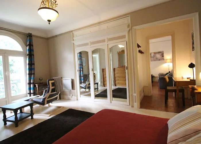 T2 52m², 4 Pers, Casino, Wifi, Parking - Fr-1-313-234 アパート Bagnères-de-Luchon